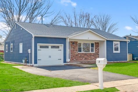 3 Pembroke Lane Berkeley NJ 08757