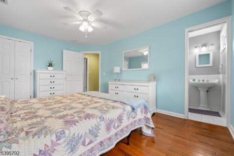 15 7TH Avenue Toms River Township NJ 08751