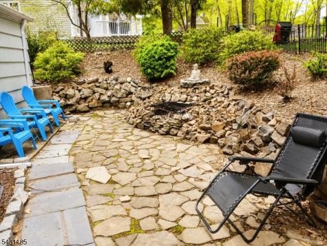 76 Washington Drive Watchung NJ 07069