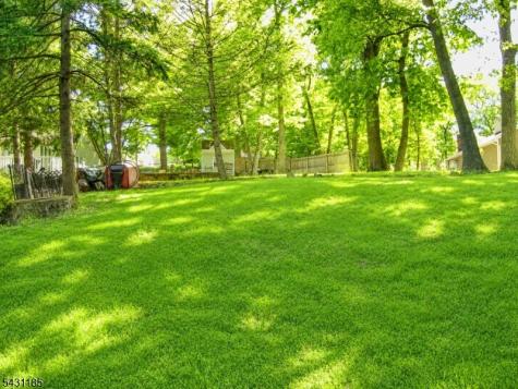76 Washington Drive Watchung NJ 07069