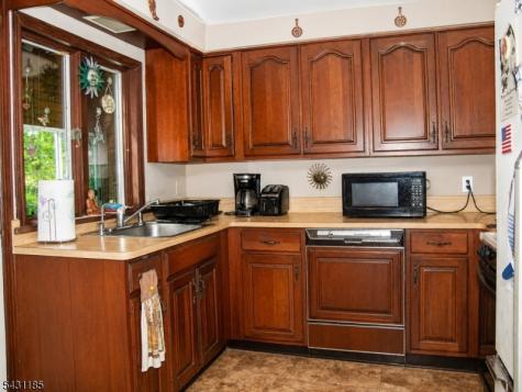 76 Washington Drive Watchung NJ 07069