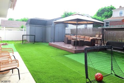 389 Madeline Avenue Garfield NJ 07026