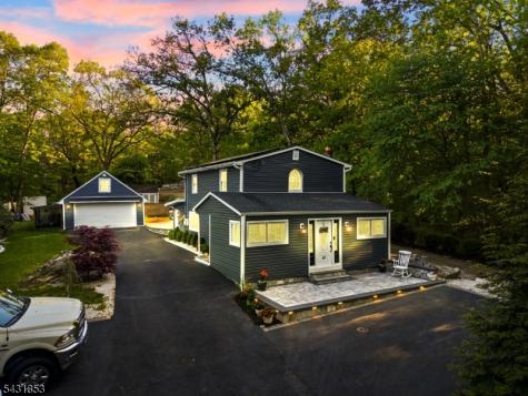 47 Dupont Avenue Wanaque NJ 07420