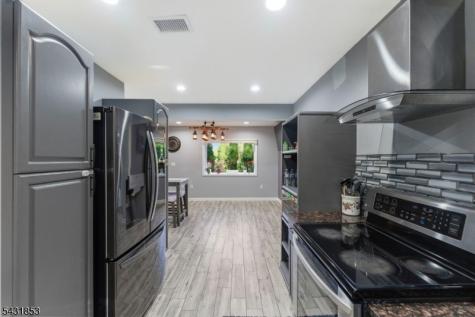 47 Dupont Avenue Wanaque NJ 07420