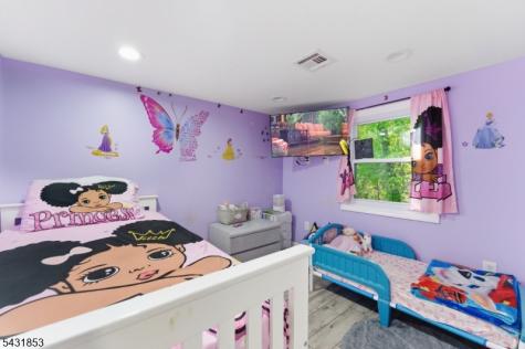 47 Dupont Avenue Wanaque NJ 07420