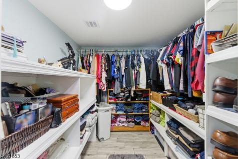 47 Dupont Avenue Wanaque NJ 07420