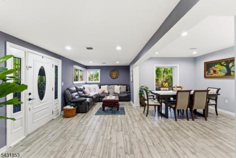 47 Dupont Avenue Wanaque NJ 07420