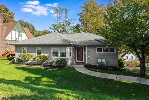 40 Burnett Terrace West Orange NJ 07052