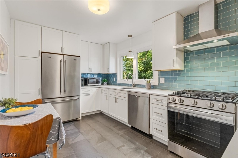 40 Burnett Terrace West Orange NJ 07052