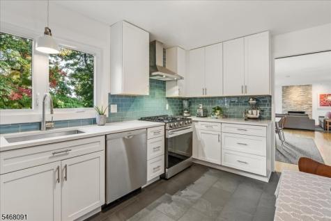 40 Burnett Terrace West Orange NJ 07052