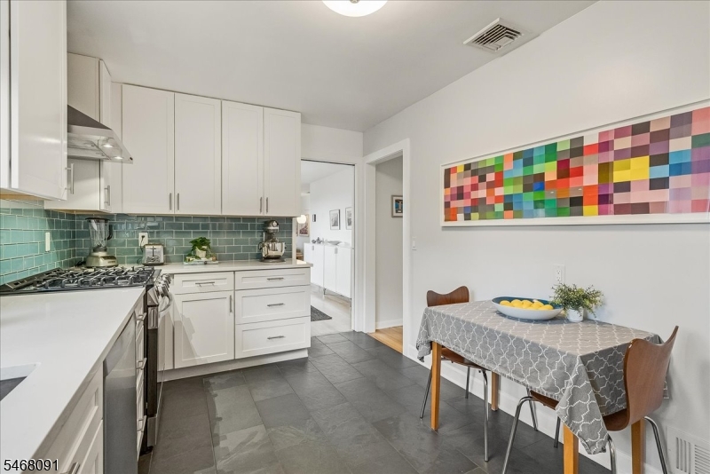 40 Burnett Terrace West Orange NJ 07052