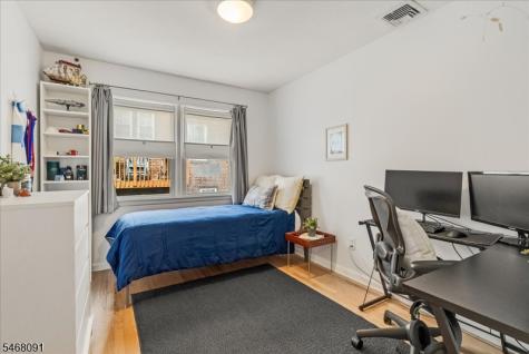 40 Burnett Terrace West Orange NJ 07052