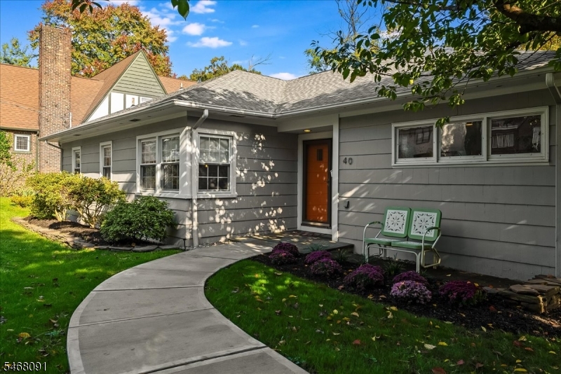 40 Burnett Terrace West Orange NJ 07052
