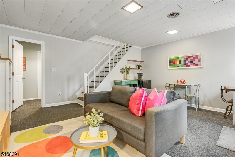 40 Burnett Terrace West Orange NJ 07052