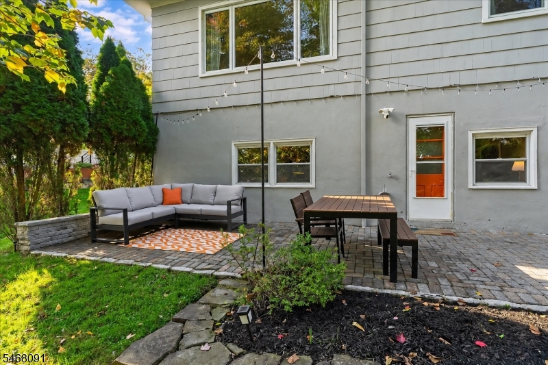 40 Burnett Terrace West Orange NJ 07052