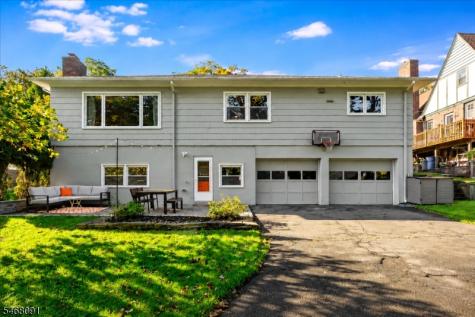 40 Burnett Terrace West Orange NJ 07052
