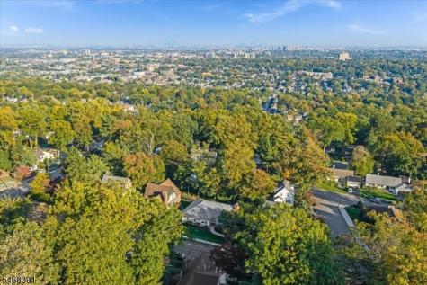 40 Burnett Terrace West Orange NJ 07052