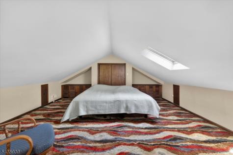 11 Rocky Point Road West Milford NJ 07421