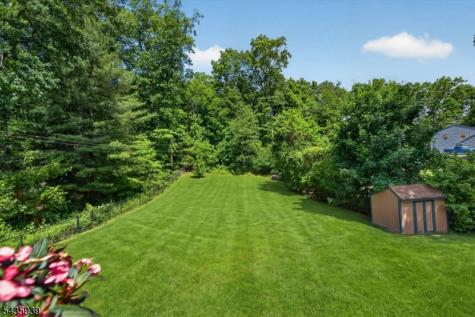 11 Rocky Point Road West Milford NJ 07421