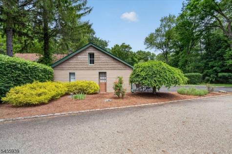 11 Rocky Point Road West Milford NJ 07421