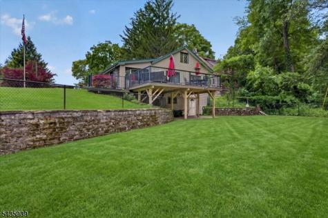 11 Rocky Point Road West Milford NJ 07421