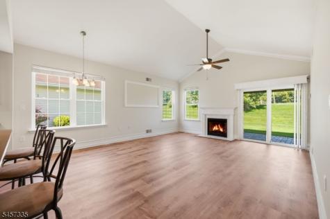 62 Kensington Circle White NJ 07823