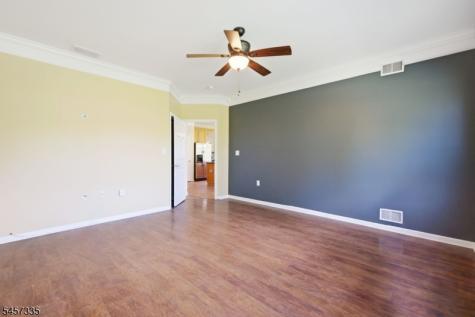 62 Kensington Circle White NJ 07823