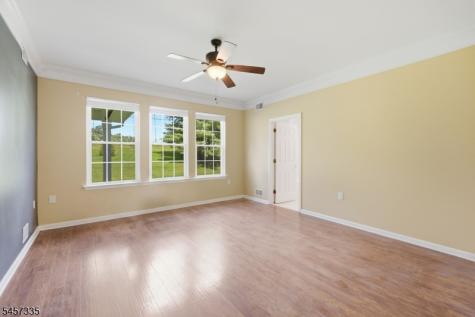 62 Kensington Circle White NJ 07823
