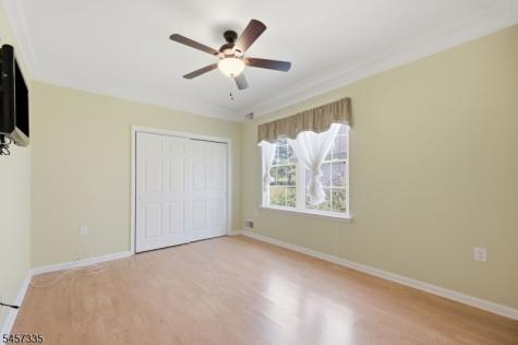 62 Kensington Circle White NJ 07823