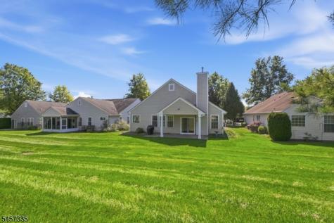 62 Kensington Circle White NJ 07823