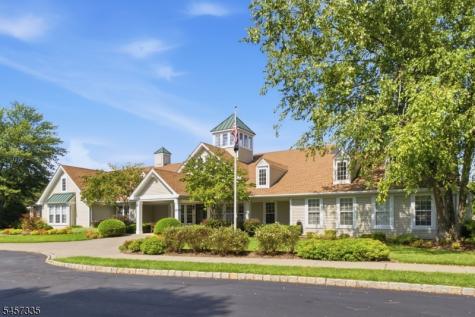 62 Kensington Circle White NJ 07823