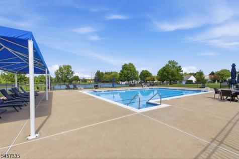 62 Kensington Circle White NJ 07823