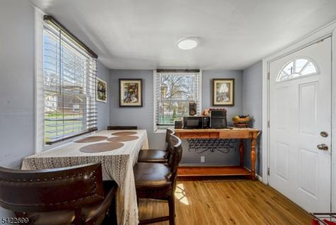 1302 Bower Street Linden NJ 07036