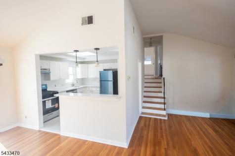 9 Bernath Street Carteret NJ 07008
