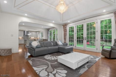 25 Wellington Avenue Millburn NJ 07078