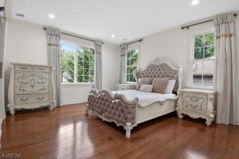 25 Wellington Avenue Millburn NJ 07078