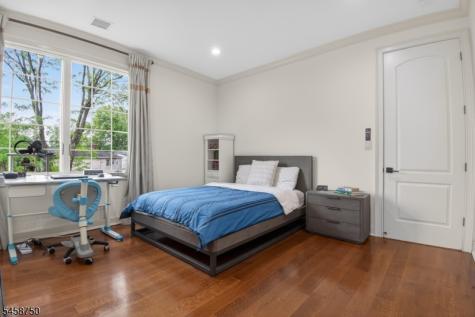 25 Wellington Avenue Millburn NJ 07078