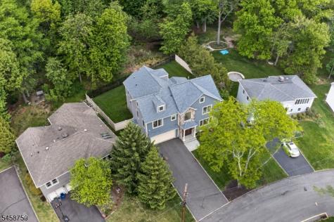 25 Wellington Avenue Millburn NJ 07078