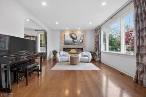 25 Wellington Avenue Millburn NJ 07078