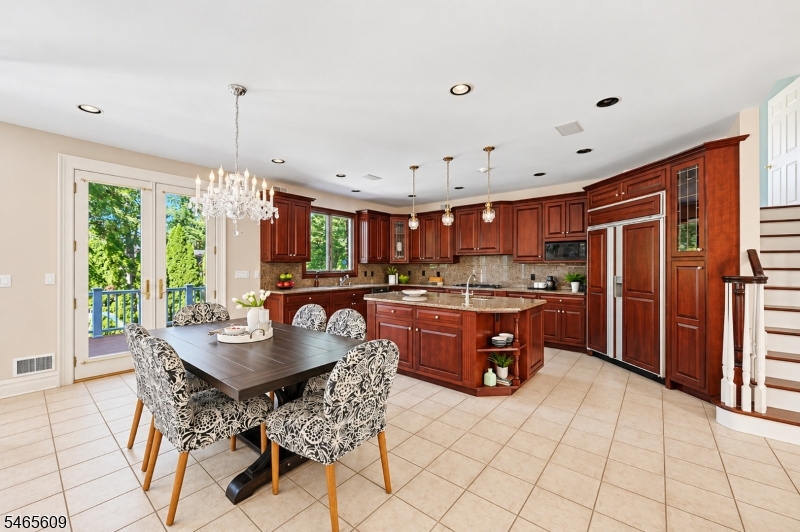 54 Burnet Hill Road Livingston NJ 07039