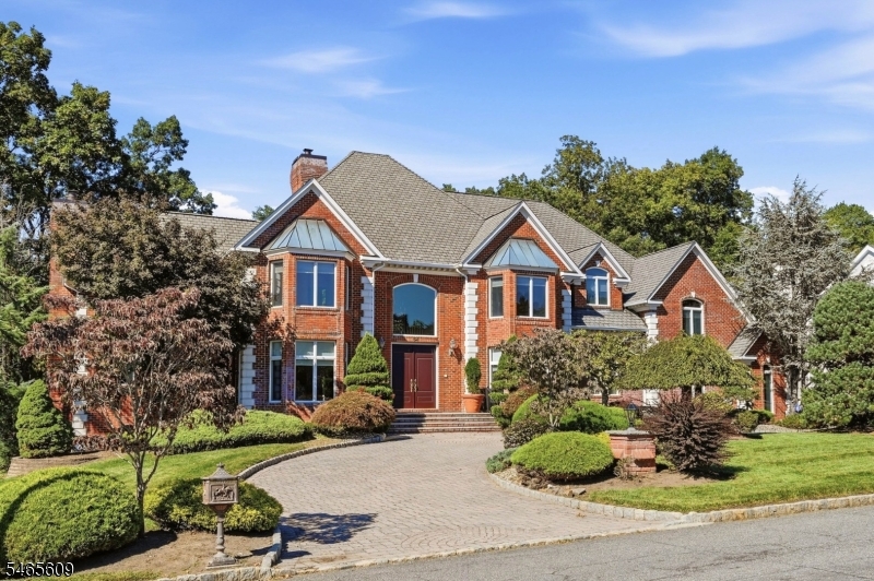 54 Burnet Hill Road Livingston NJ 07039