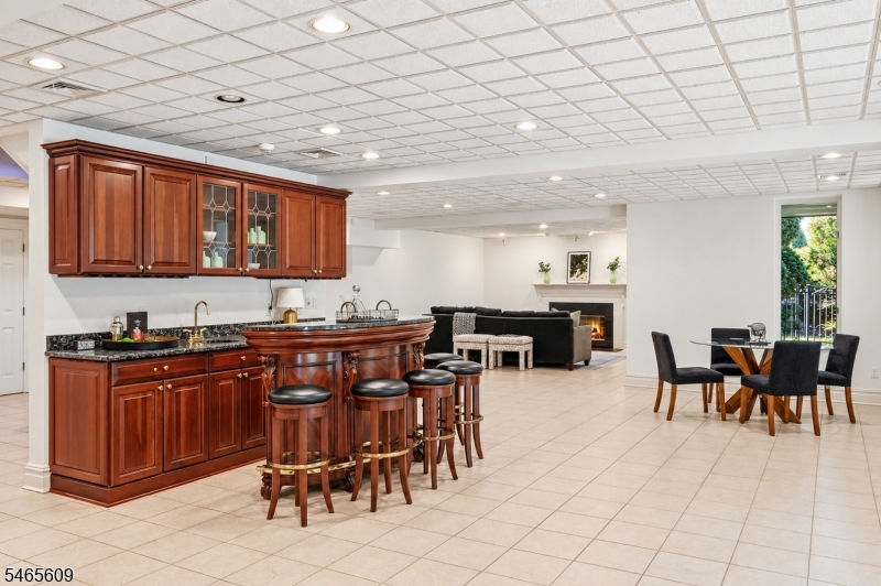 54 Burnet Hill Road Livingston NJ 07039