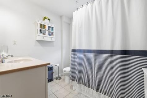 112 Grove Avenue Verona NJ 07044