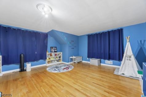4 Barberry Way Essex Fells NJ 07021
