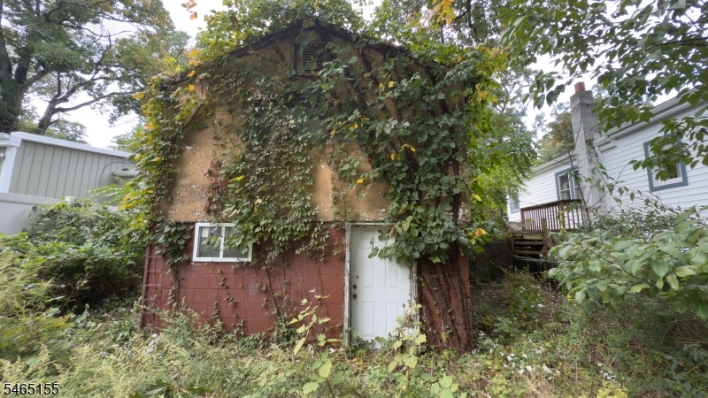 23 Jefferson Trail Hopatcong NJ 07843