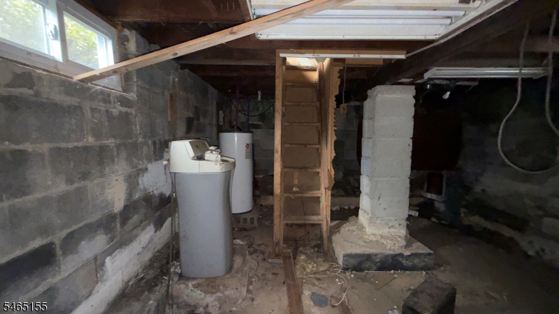 23 Jefferson Trail Hopatcong NJ 07843