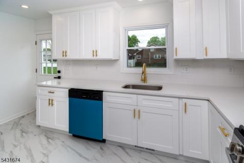 69 Fairmont Avenue Somerville NJ 08876