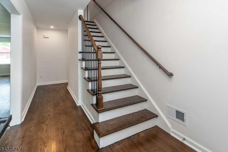 69 Fairmont Avenue Somerville NJ 08876