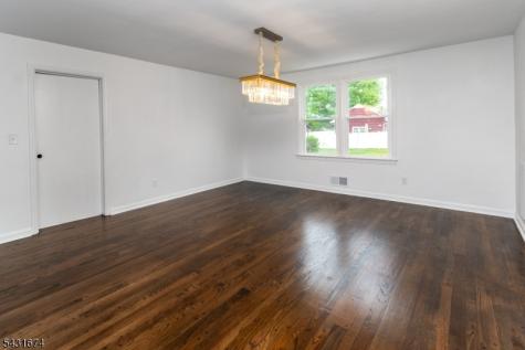 69 Fairmont Avenue Somerville NJ 08876