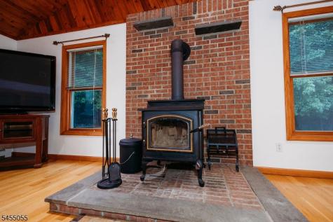 7 Twin Pond Road Montague NJ 07827